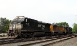 NS 8448, UP 6746, and anothe NS dash 9 layover in Glenwood Yard